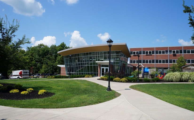 Differences Between Public and Private Colleges